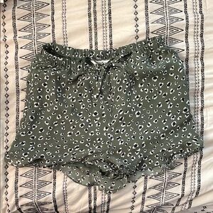 Green Floral Print Shorts